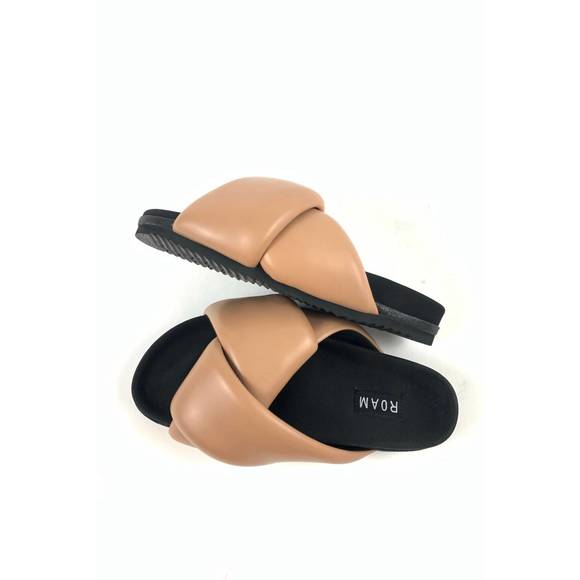 NEW ROAM women's foldy puffy slide sandal in nude - Picture 1 of 4